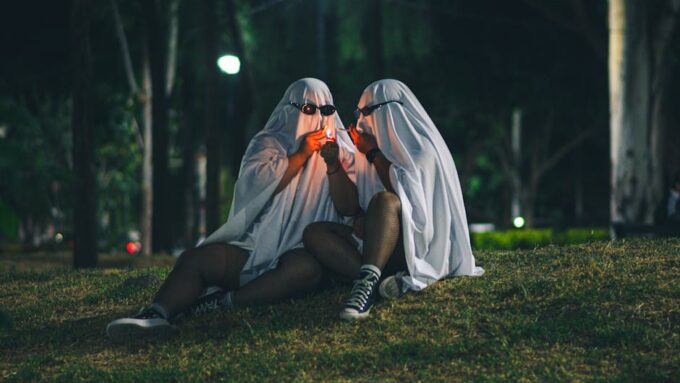 How to Become a Professional Ghost Hunter: Tips for 2026