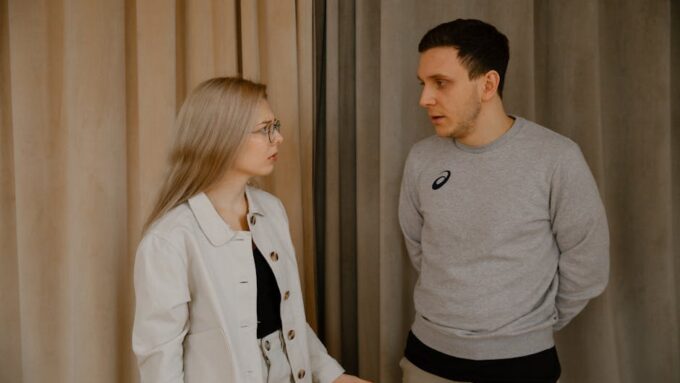 10 Unexpected Benefits of Talking to Strangers: Stories from 2026